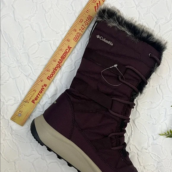 New Burgundy Columbia Winter Boots - Picture 5 of 9